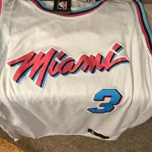Dwayne wade Miami heat jersey white size medium